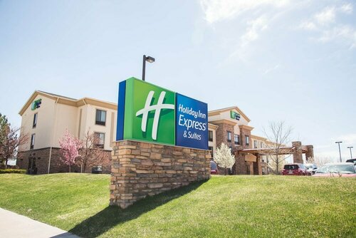 Гостиница Holiday Inn Express & Suites Loveland, an Ihg Hotel