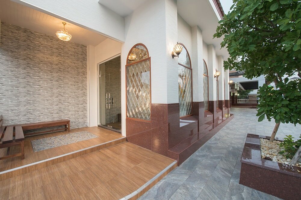 Фото Nartsiri Residence and Hotel