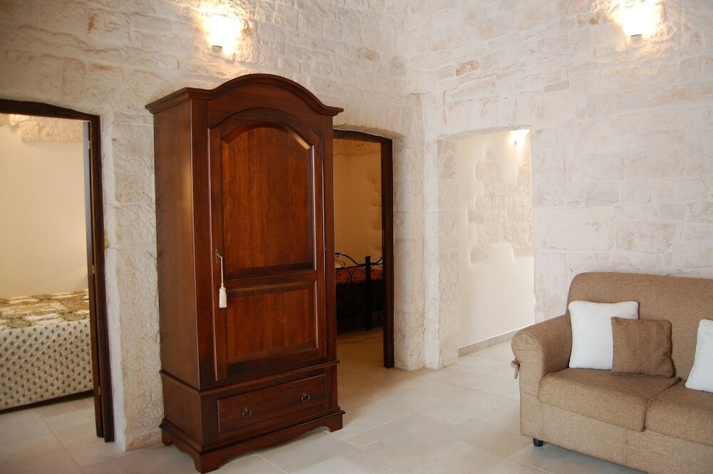 Фото Trulli Holiday Albergo Diffuso