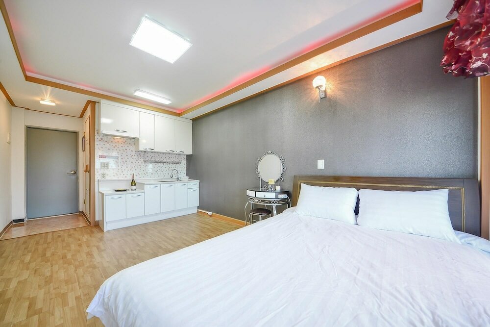 Фото Ganghwa Punggyung Gryujineon zip Pension