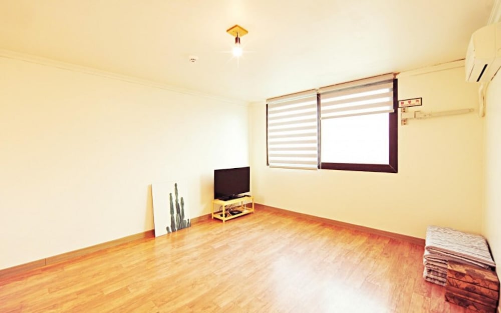 Фото Eurwangni Marine Camp Pension