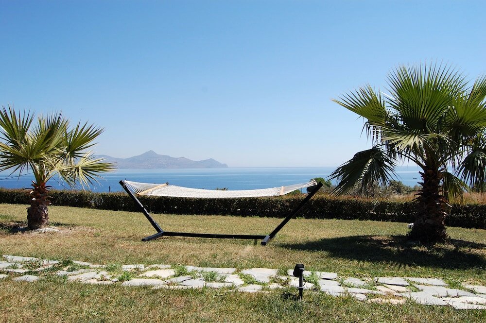 Фото Отель Cavo Petra