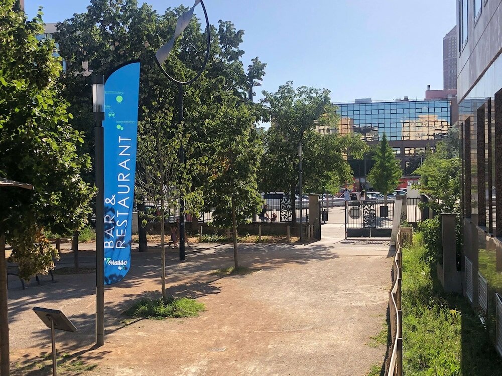 Фото Campanile Lyon Centre - Gare Part Dieu