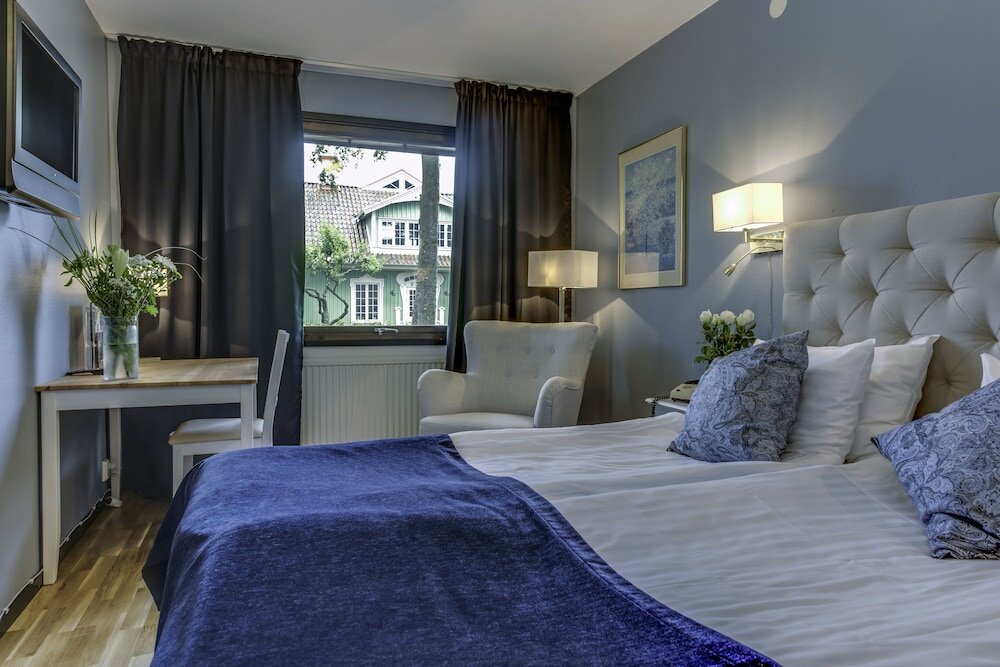 Фото Hotell Bellevue