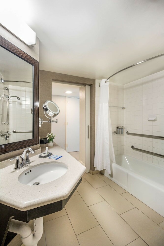 Фото Sonesta Los Angeles Airport Lax