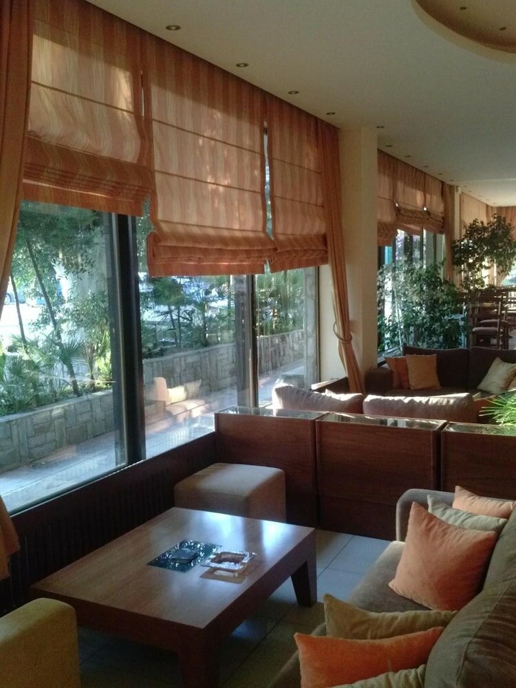 Фото Hotel Lefkadi