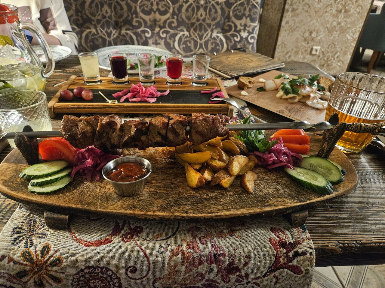 «6 ресторанов с русской кухней в Йошкар-Оле» фото материала