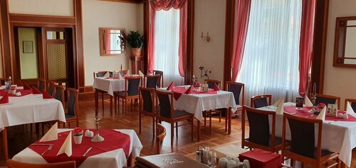 Гостиница Hotel Stadt Köthen в Кётене