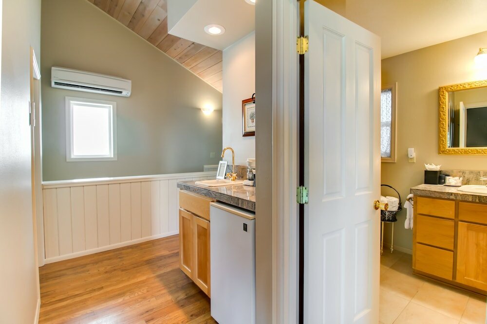 Фото Winchester Inn