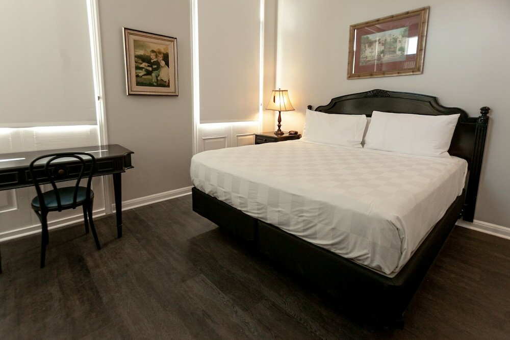 Фото Chateau Hotel