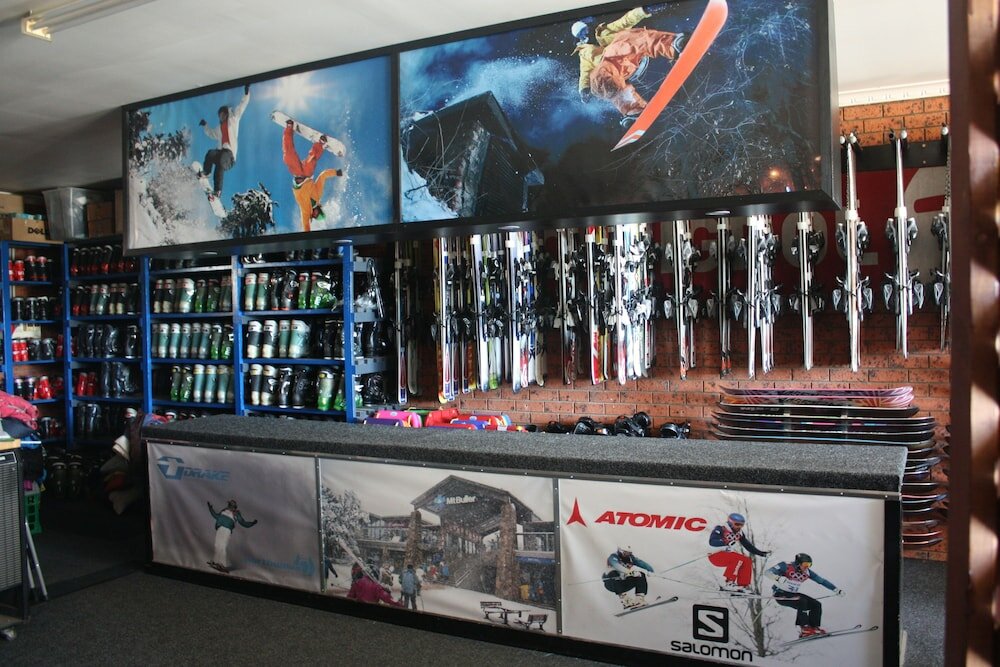 Фото Merrijig Motor Inn Resort