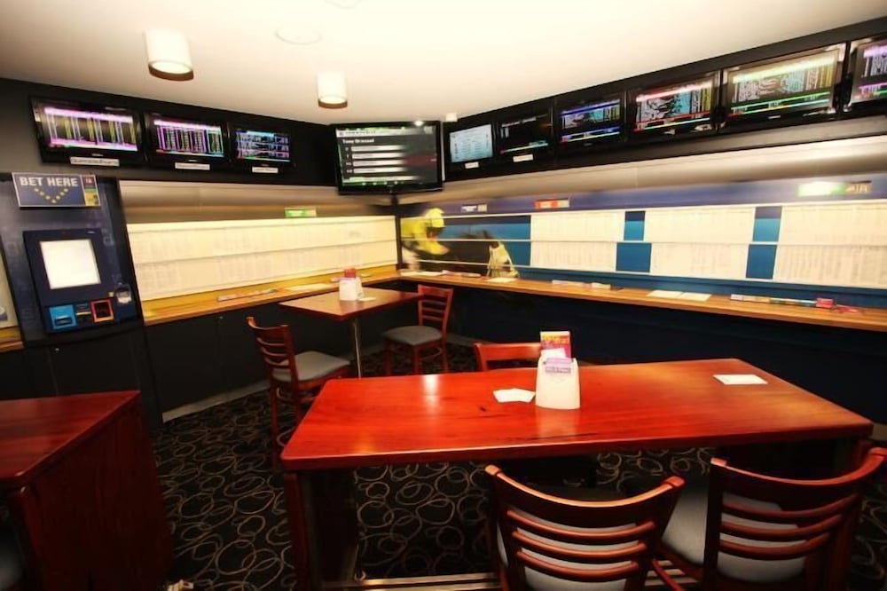 Фото Peden's Hotel