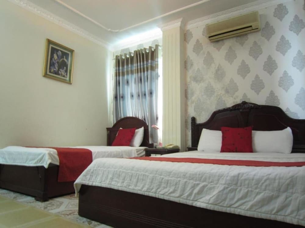 Фото Tan Hoang Long Hotel District 5