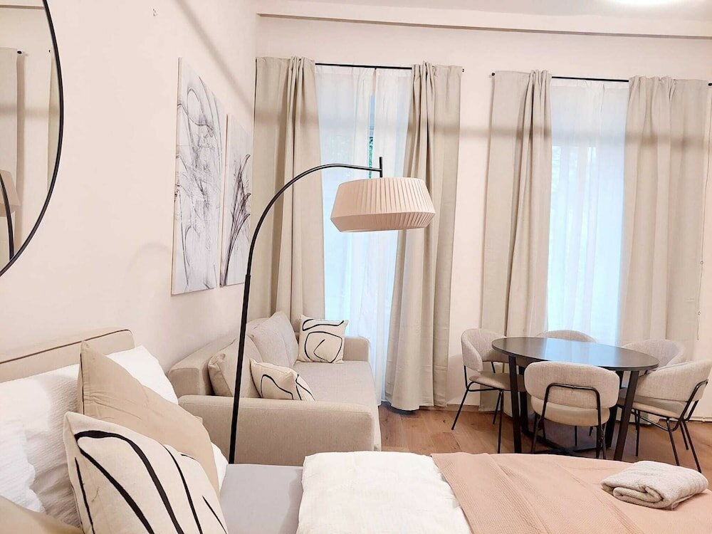 Фото Stylish Apartments near Akh