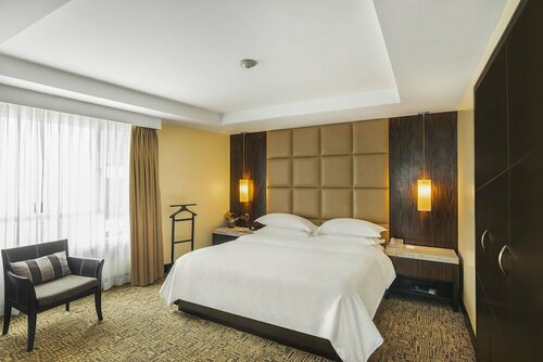 Гостиница Sheraton Guayaquil Hotel в Гуаякиле