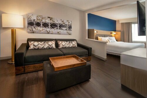 Гостиница SpringHill Suites by Marriott Herndon Reston