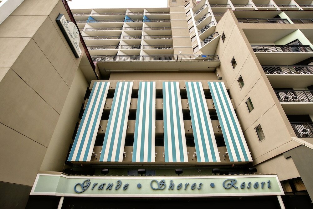 Фото Grande Shores Ocean Resort