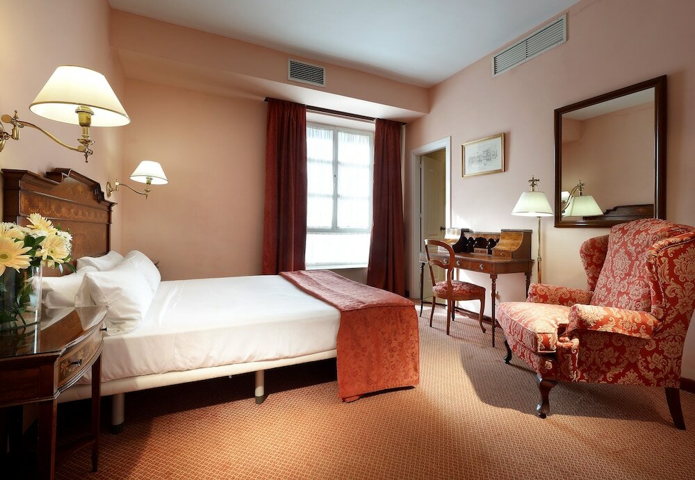 Фото Crisol Monasterio de San Miguel