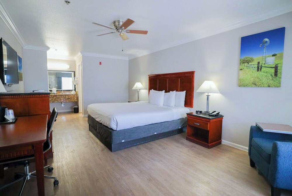 Фото Best Western Heritage Inn