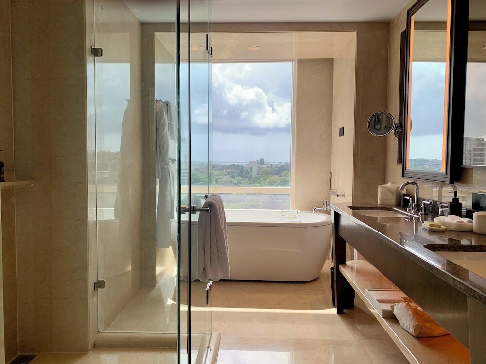 Фото Отель Four Seasons Hotel Mumbai