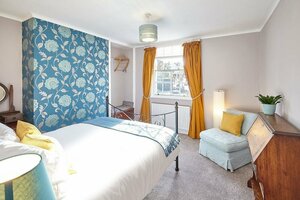 Host Stay Friths (England, North Yorkshire County, Scarborough, Victoria Road), hotel