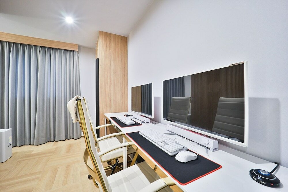 Фото Denbasta Hotel Masan Fishmarket