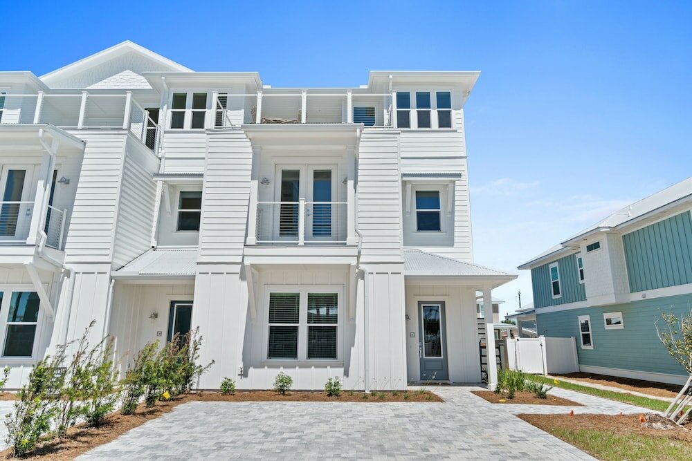 Фото Beach House - Elevated Escape by Phg