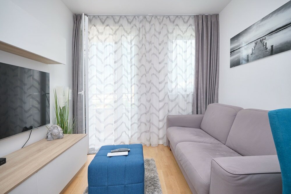 Фото Modern City Apartment