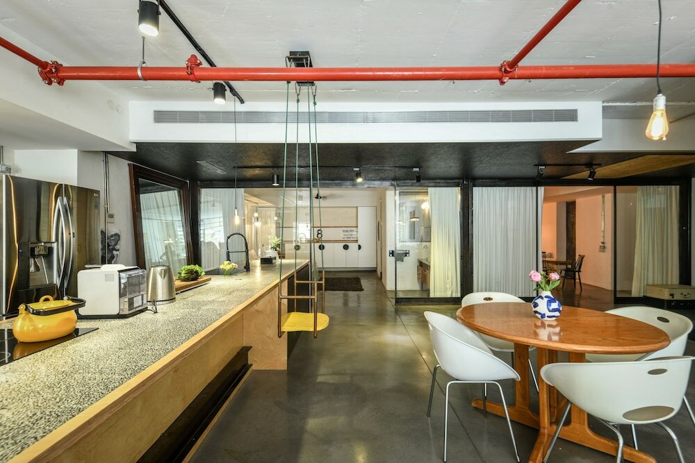 Фото Unique and Spacious 2br Apt with Terrace