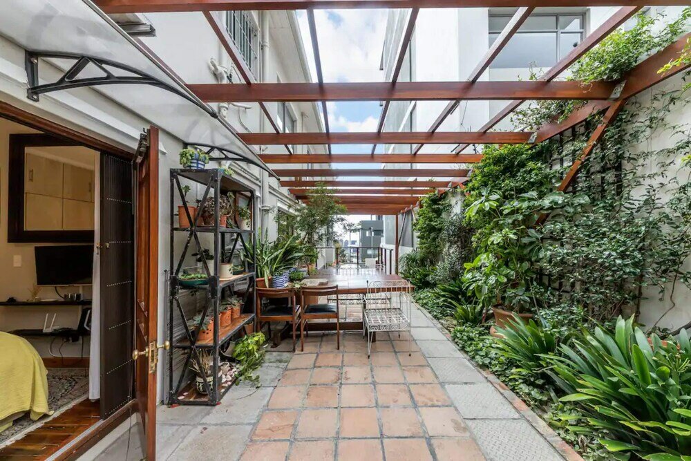 Фото Vintage Apartment With a Peaceful Garden