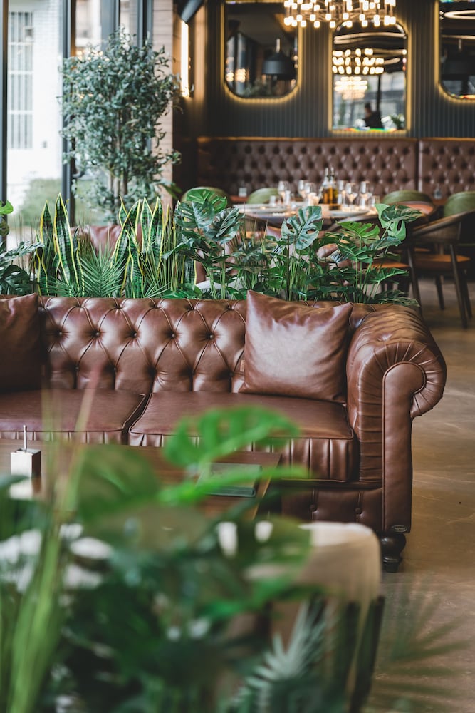 Фото Bristol Hotel