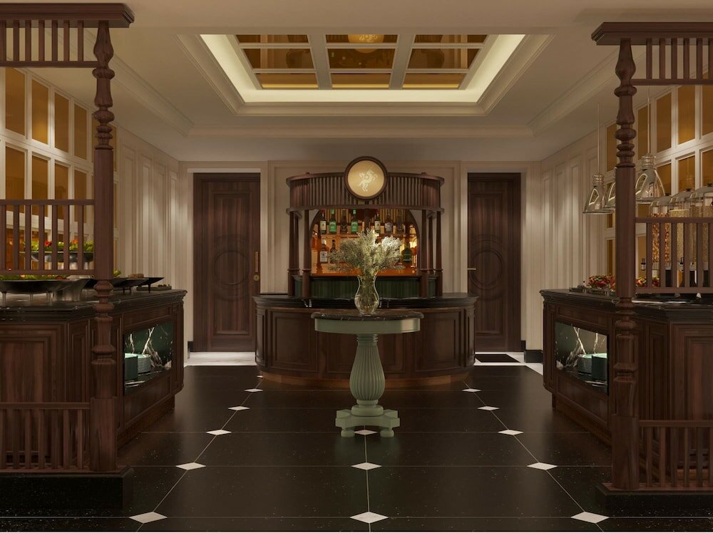 Фото Victor Metropolis Hotel & Rooftop Bar