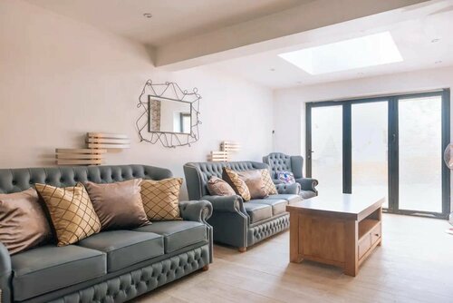 Гостиница Lush & Spacious 3bd House - East Brighton