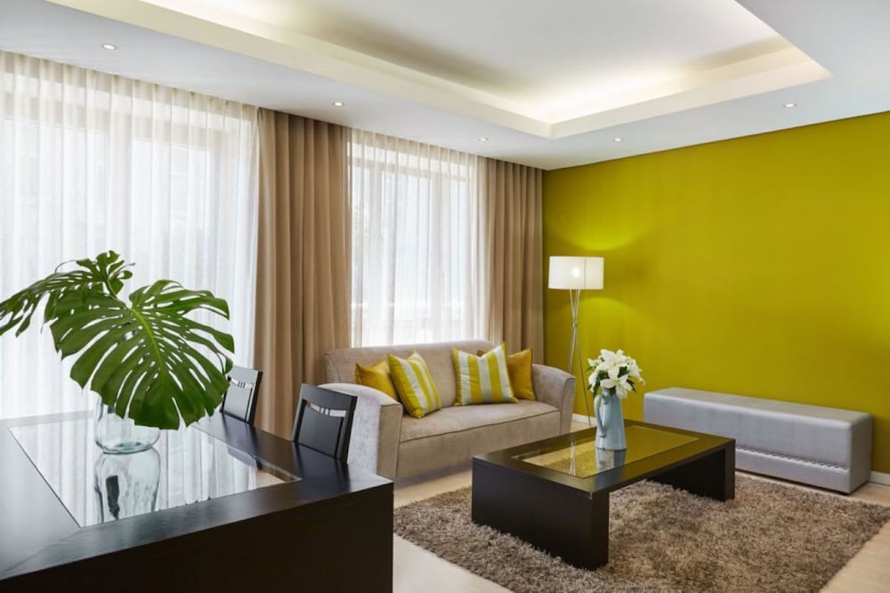 Фото Mandela Rhodes Place Hotel