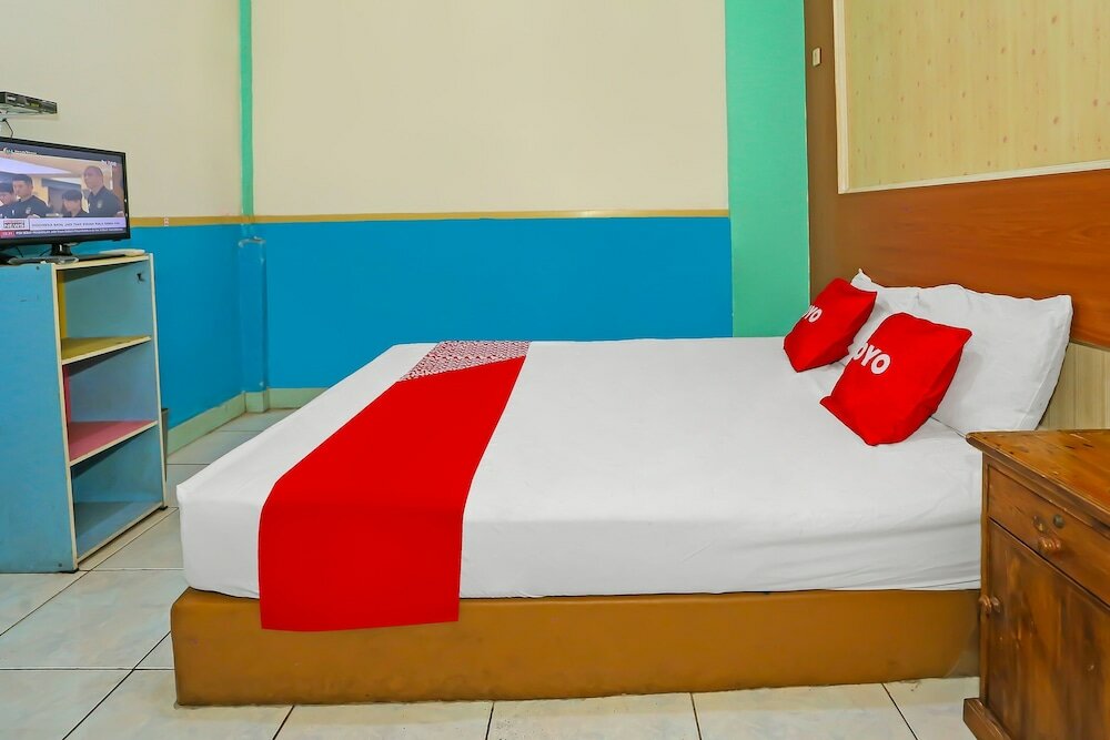 Фото Oyo 92469 Hotel Sahabat
