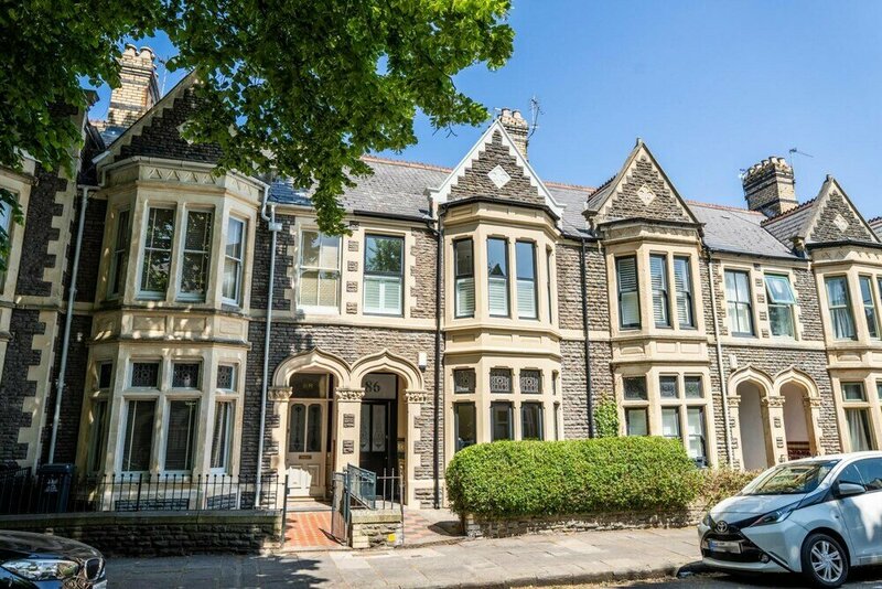 Гостиница The Pontcanna Pearl 3-bed Haven в Кардиффе