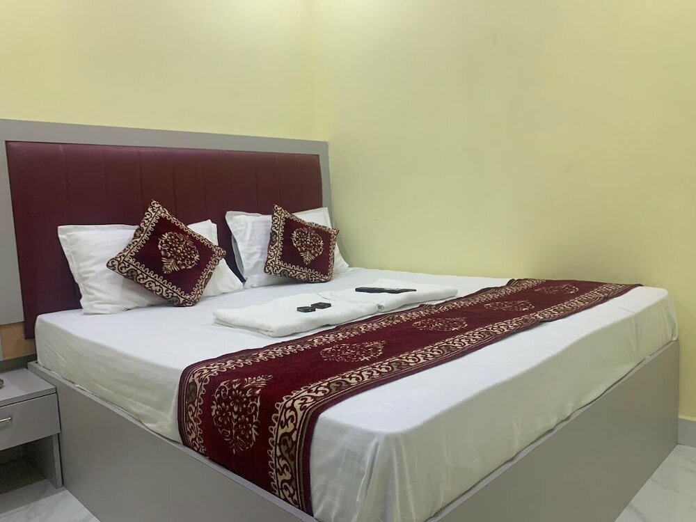 Фото Hotel Sai Guest House