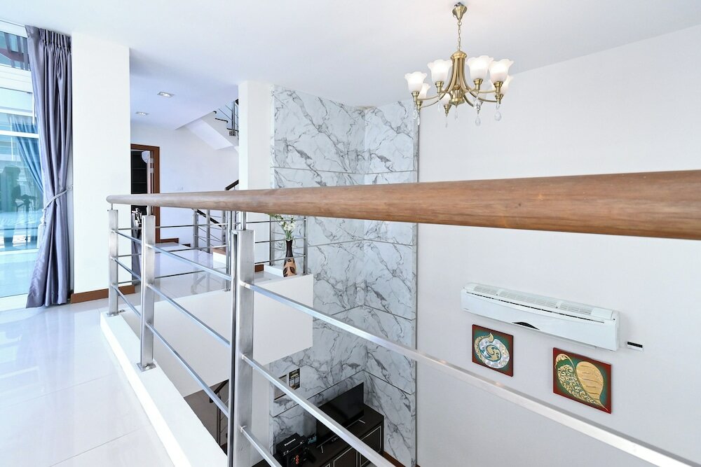 Фото Golden Sea Pool Villa Hua Hin