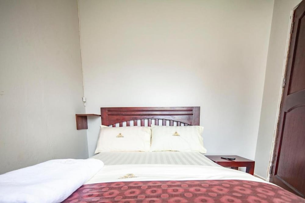 Фото O'Jays Motel