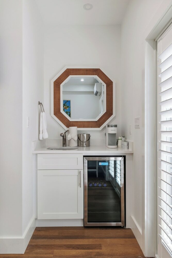 Фото Custom House Inn