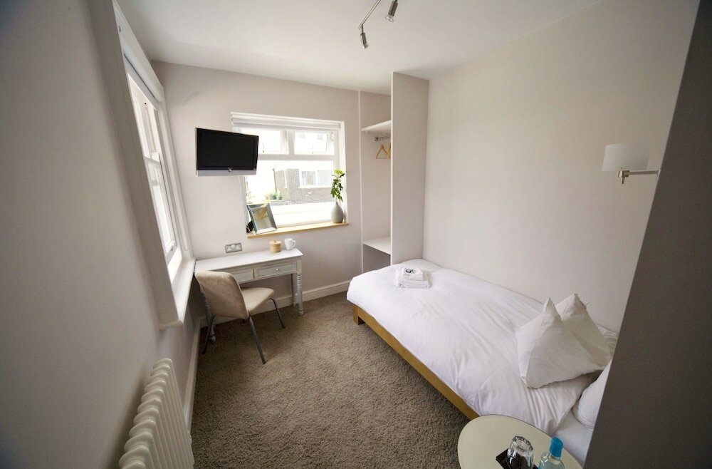 Фото The Oriental - Guest House