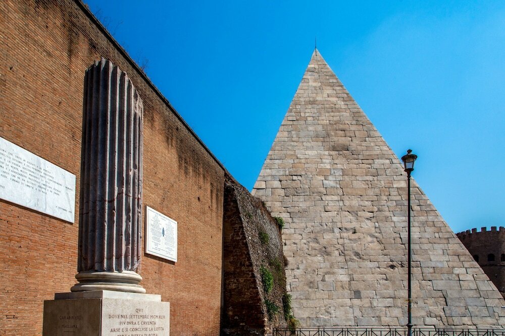 Фото Crossroad Hotel