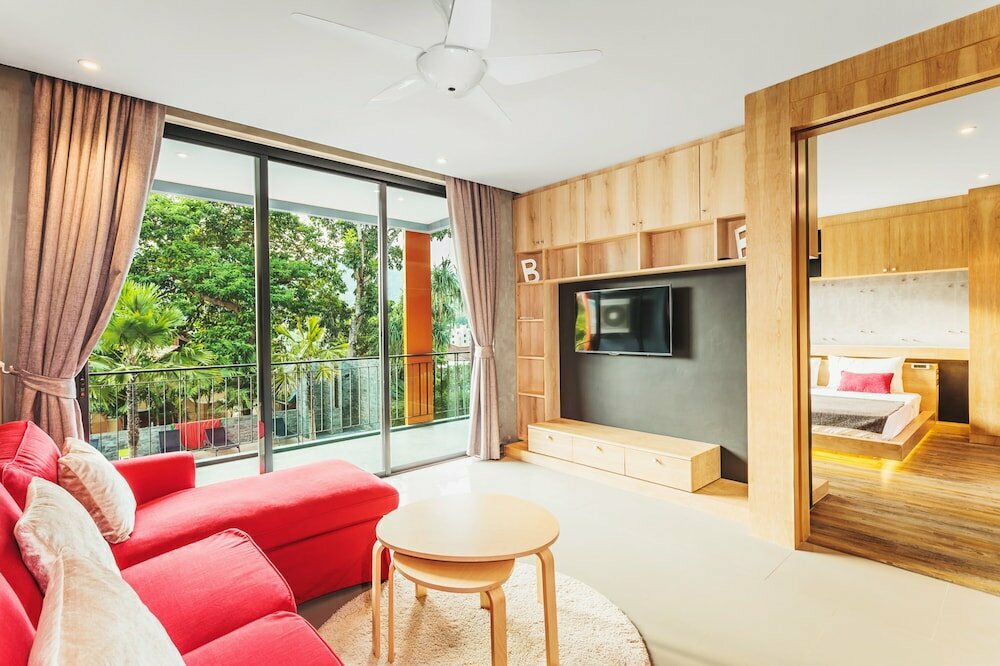 Short-term housing rental Condo in Nai Harn in ReLife 15-132-301, Phuket Province, photo