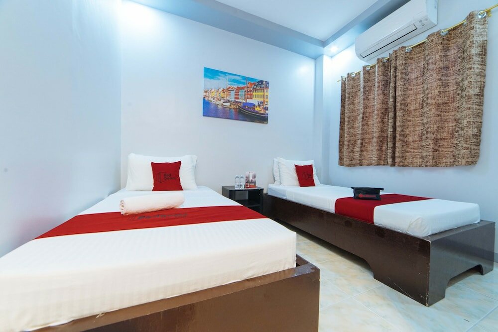 Фото RedDoorz near Notre Dame University Gensan