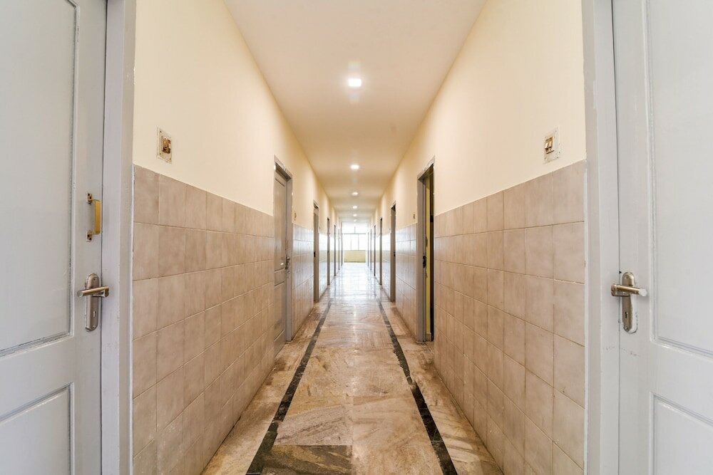 Фото Spot On 41643 Karthik International