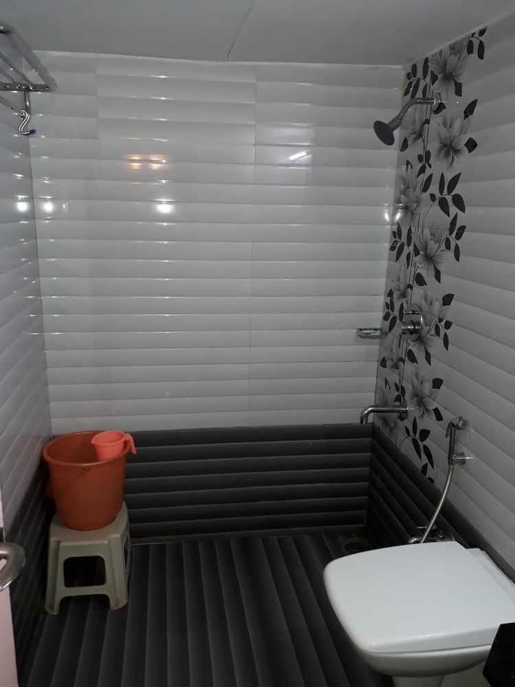 Фото Hotel Laxmi Inn Mahabaleshwar