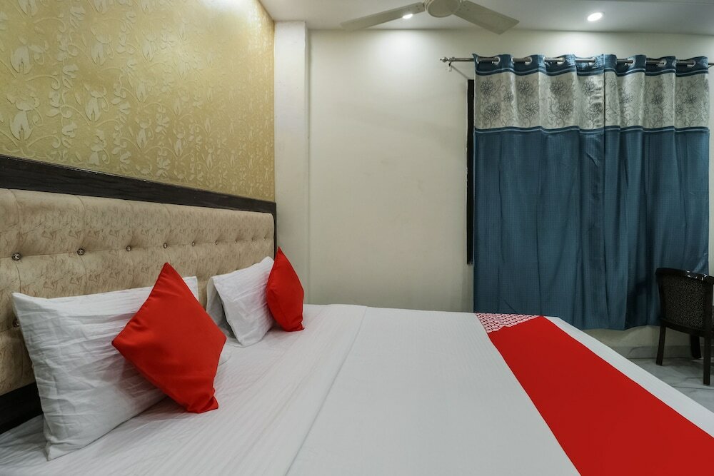 Фото Oyo 45917 Victoria Crossroads