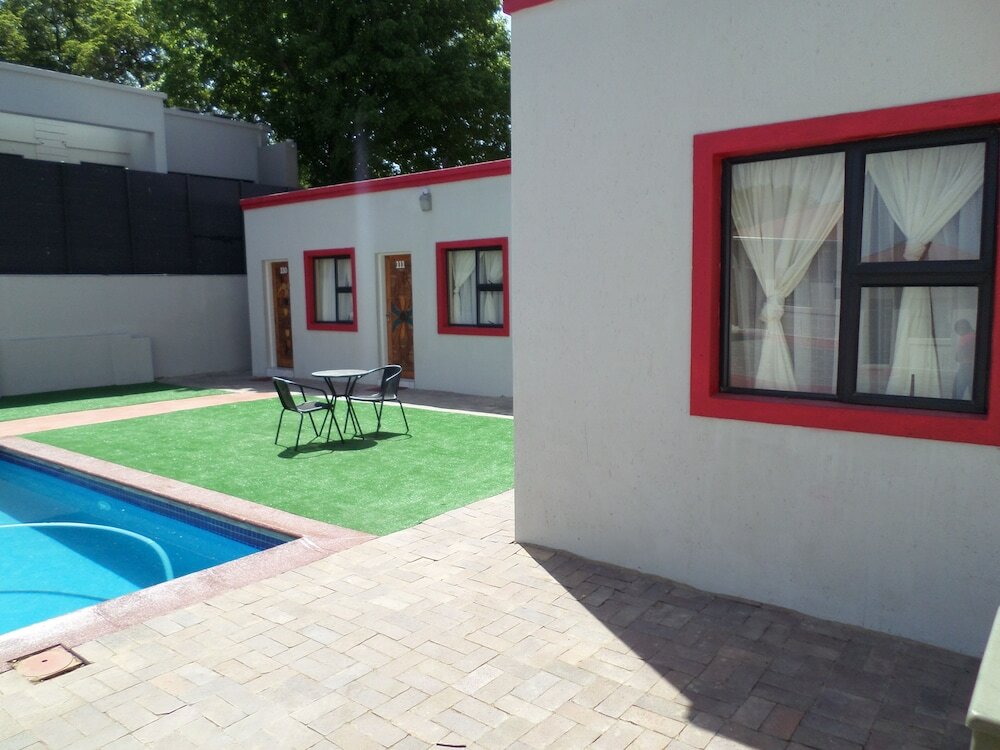 Фото DJ Guest Lodge