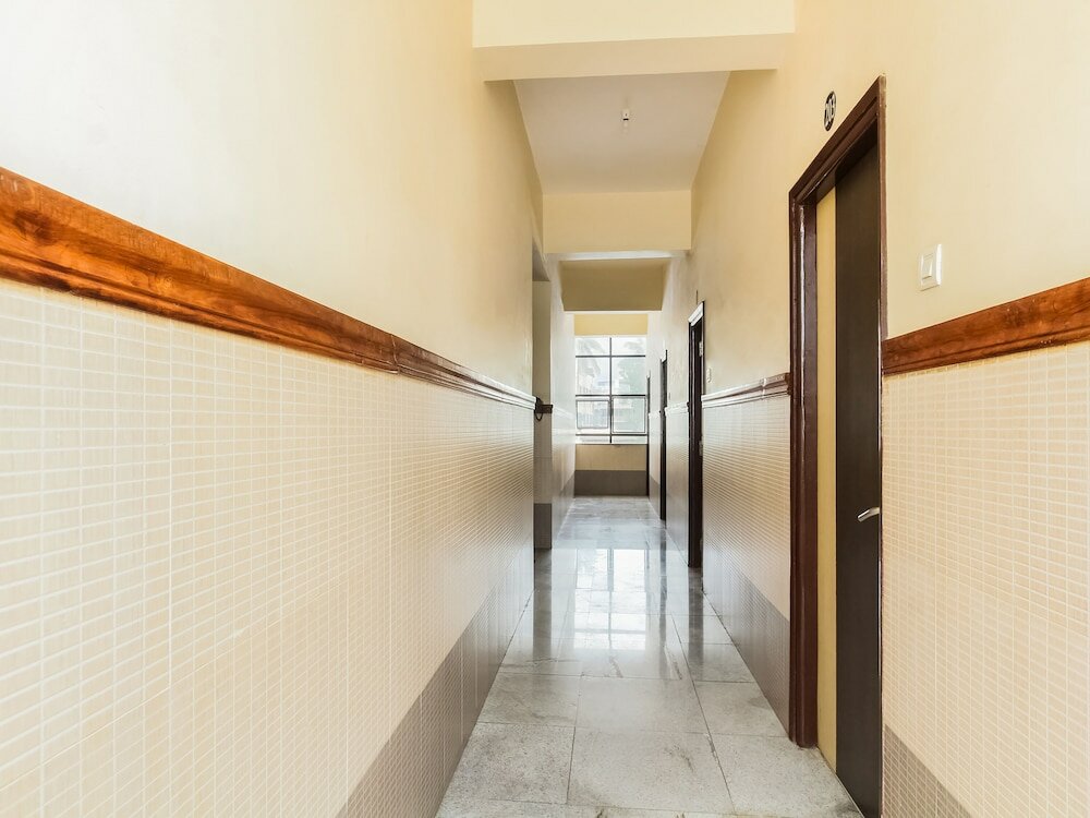 Фото Spot On 49517 Hotel Hoysala Deluxe Lodging & Restaurant