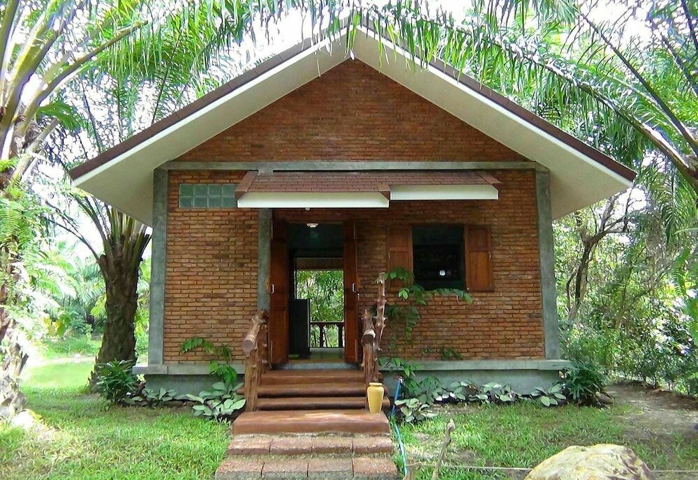 Hotel Tuaprodhome, Earth, photo